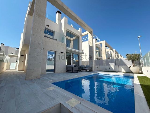 Chalet, Lomas de Cabo Roig, Orihuela