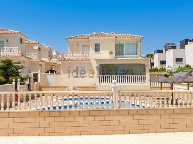 Chalet, Lomas de Cabo Roig, Orihuela