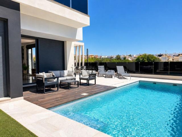 Chalet, Lomas de Cabo Roig, Orihuela