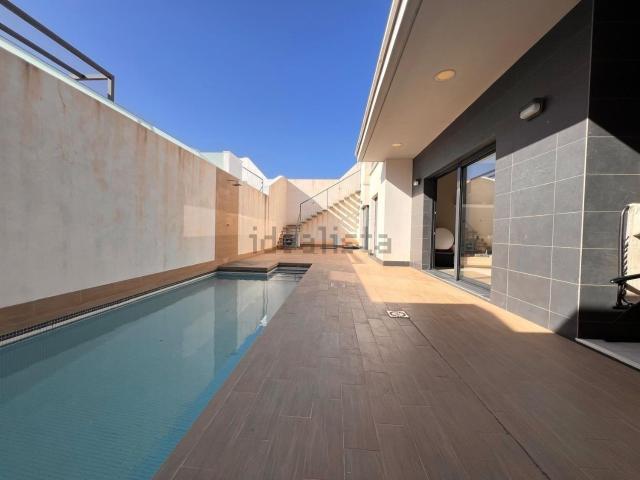 Chalet, Lomas de Cabo Roig, Orihuela