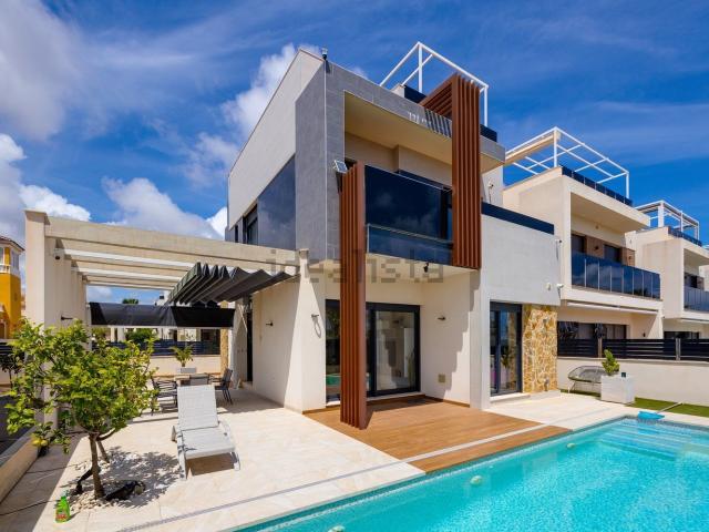 Chalet, Lomas de Cabo Roig, Orihuela