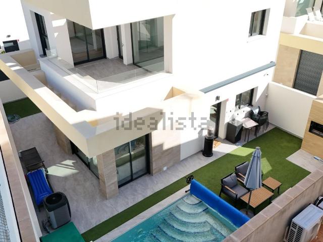Chalet, Los Montesinos