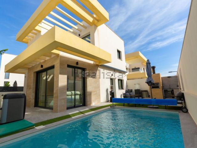 Chalet, Los Montesinos