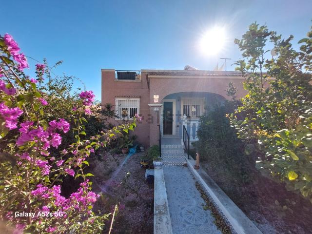 Chalet, Los Montesinos