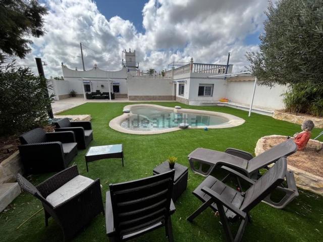 Chalet, Los Montesinos