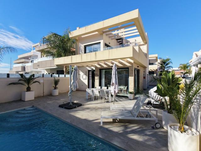 Chalet, Los Montesinos