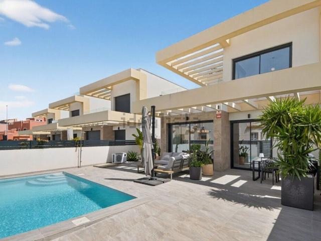 Chalet, Los Montesinos