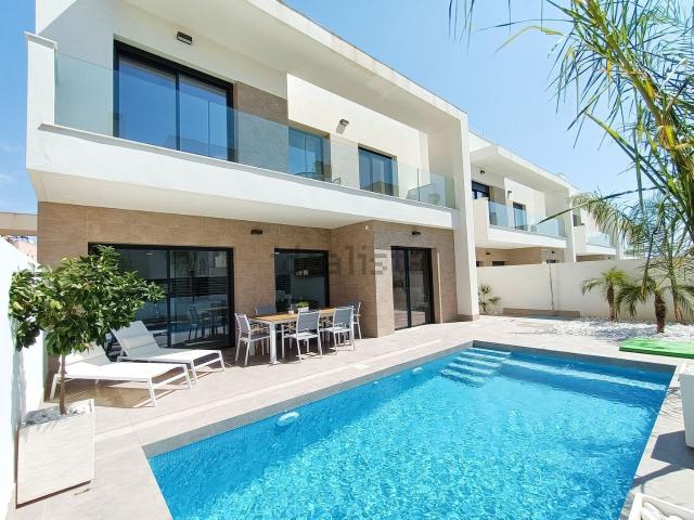 Chalet, Los Montesinos