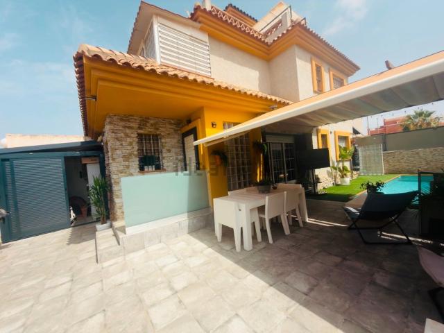 Chalet, Los Montesinos