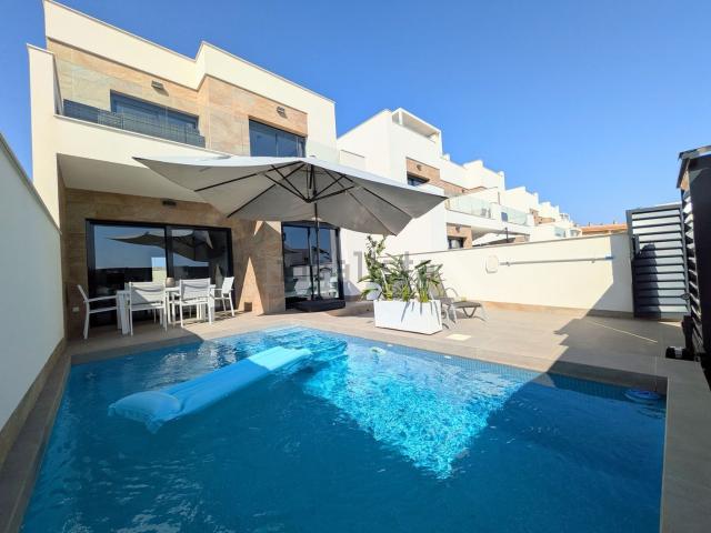Chalet, Los Montesinos