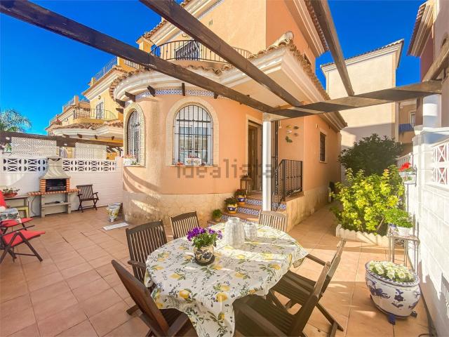 Chalet, Los Montesinos