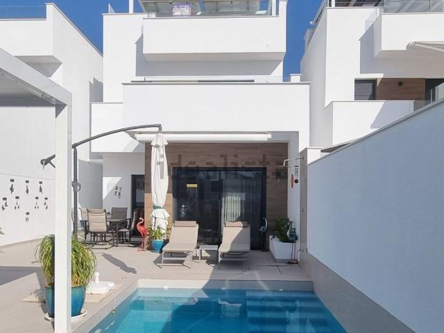 Chalet, Los Montesinos