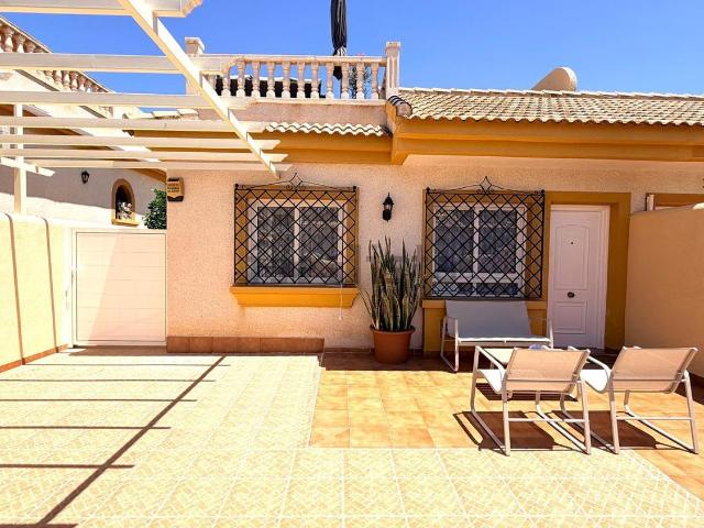 Chalet, Los Montesinos