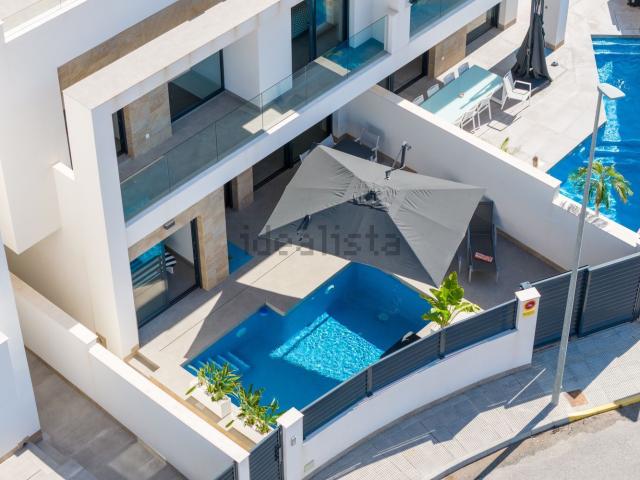 Chalet, Los Montesinos