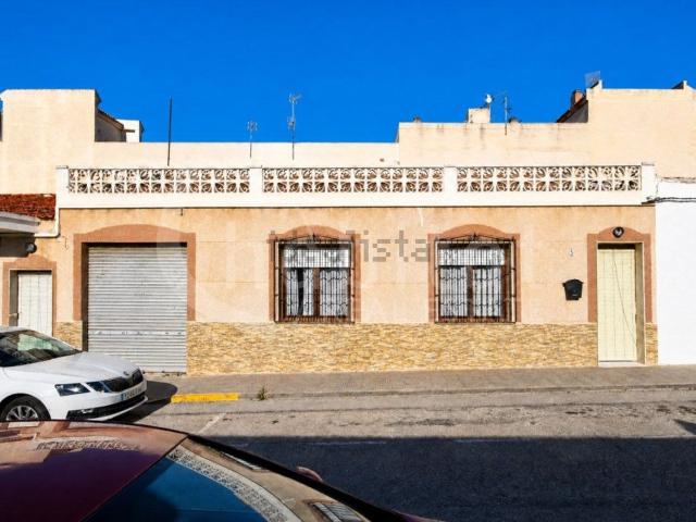 Chalet, Los Montesinos