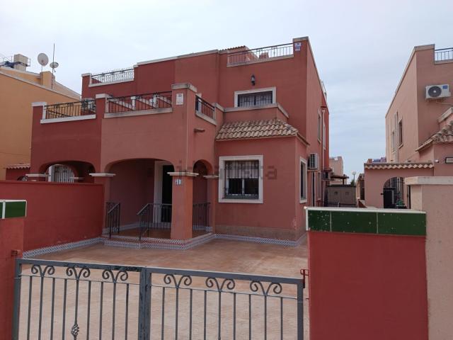 Chalet, Los Montesinos