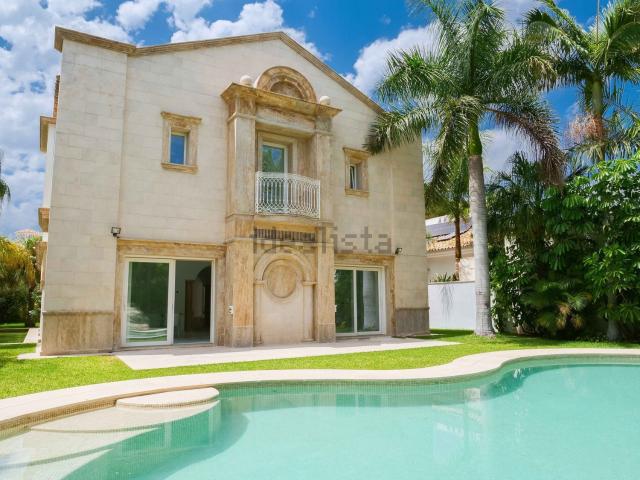 Chalet, Los Monteros, Marbella