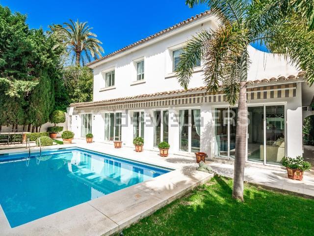 Chalet, Los Monteros, Marbella