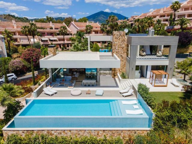 Chalet, Los Naranjos, Marbella