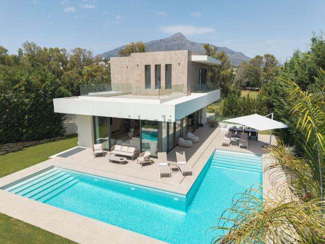 Chalet, Los Naranjos, Marbella