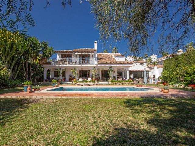 Chalet, Los Naranjos, Marbella