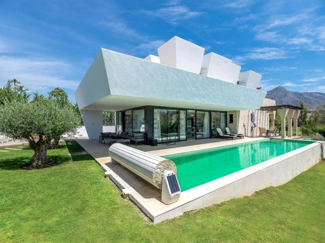 Chalet, Los Naranjos, Marbella