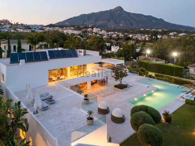 Chalet, Los Naranjos, Marbella