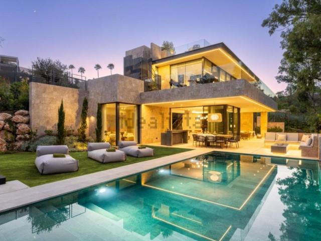 Chalet, Los Naranjos, Marbella