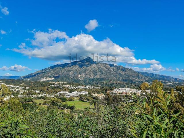 Chalet, Los Naranjos, Marbella