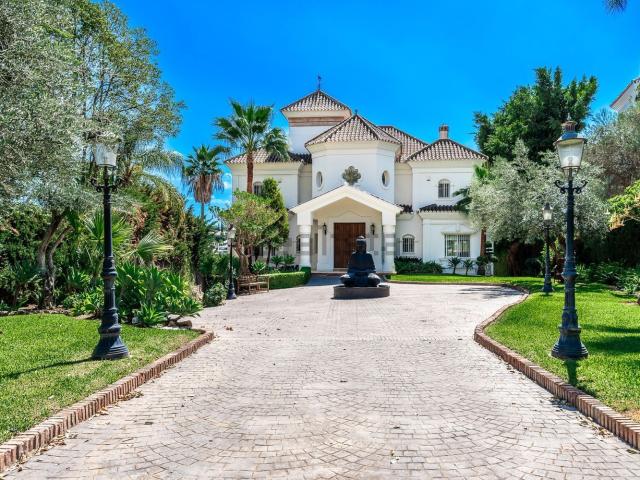 Chalet, Los Naranjos, Marbella