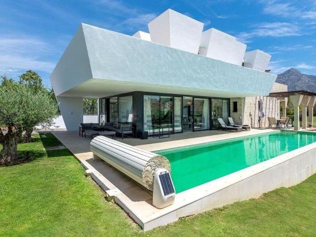 Chalet, Los Naranjos, Marbella