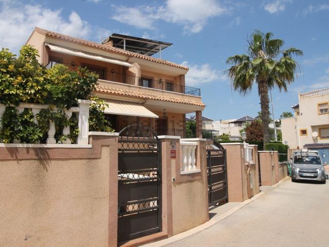 Chalet, Los Balcones Los Altos del Edén, Torrevieja