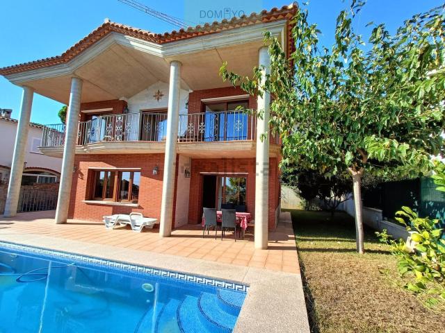 Chalet, Los Pinos Politur, Castell Platja d&apos Aro