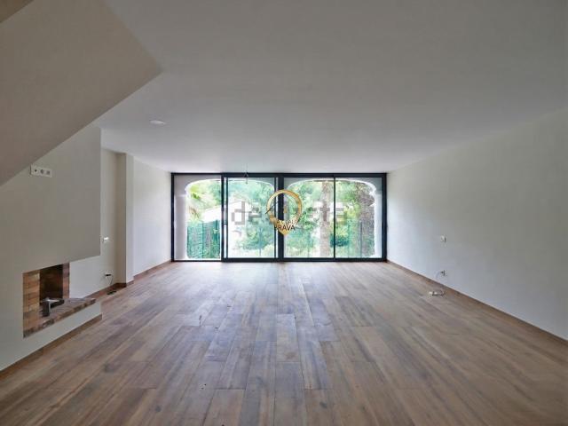 Chalet, Los Pinos Politur, Castell Platja d&apos Aro