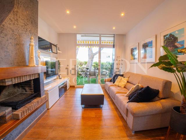 Chalet, Los Pinos Politur, Castell Platja d&apos Aro