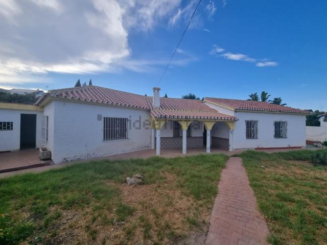 Chalet, La Colina, Torremolinos