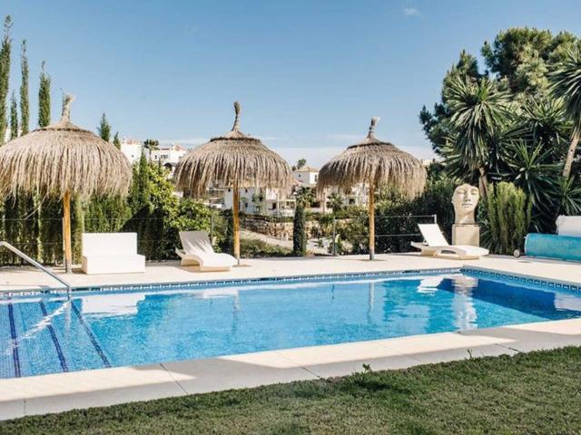 Chalet, La Concha Resina Golf, Estepona