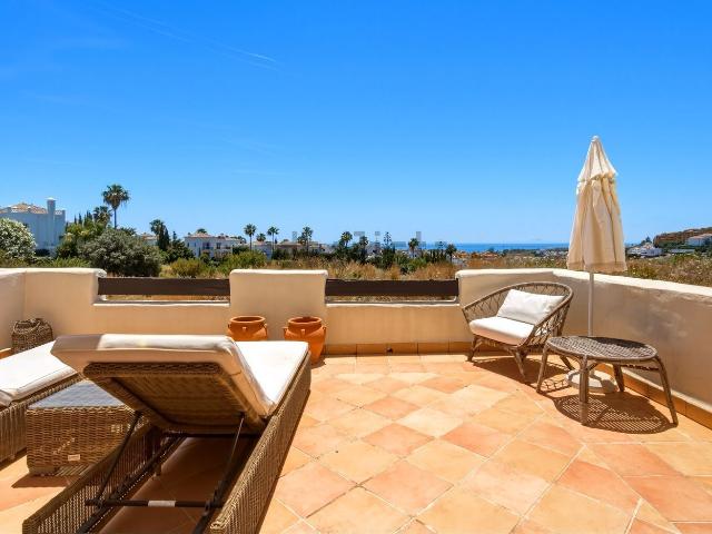 Chalet, La Concha Resina Golf, Estepona