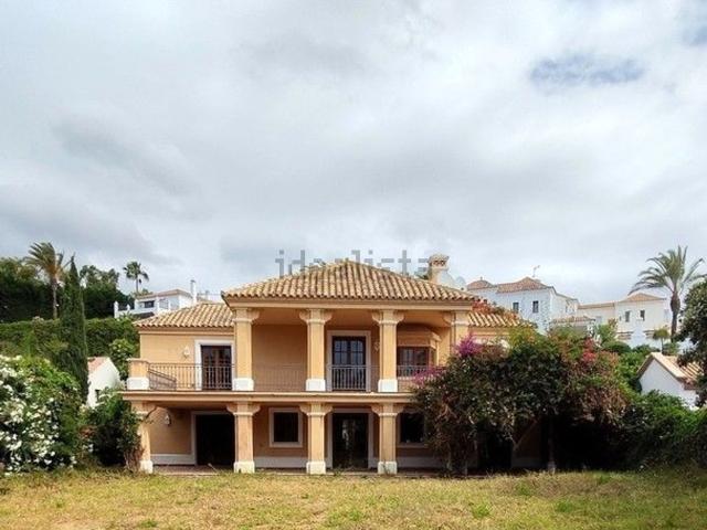 Chalet, La Concha Resina Golf, Estepona