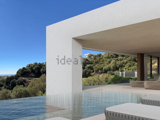 Chalet, La Concha Resina Golf, Estepona