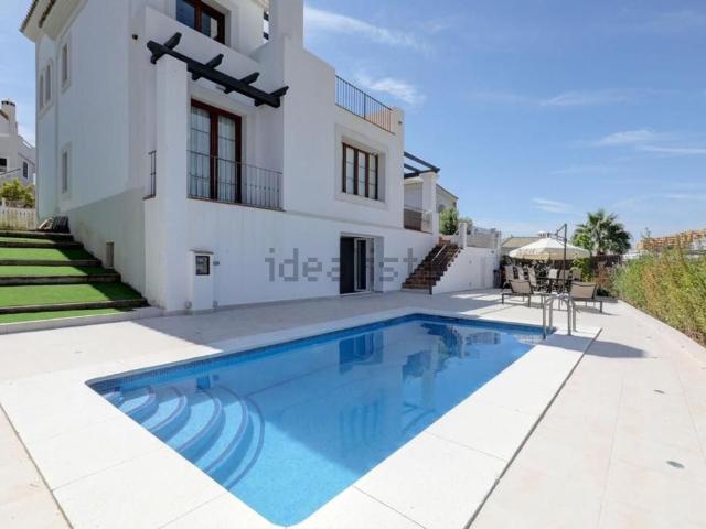 Chalet, La Concha Resina Golf, Estepona