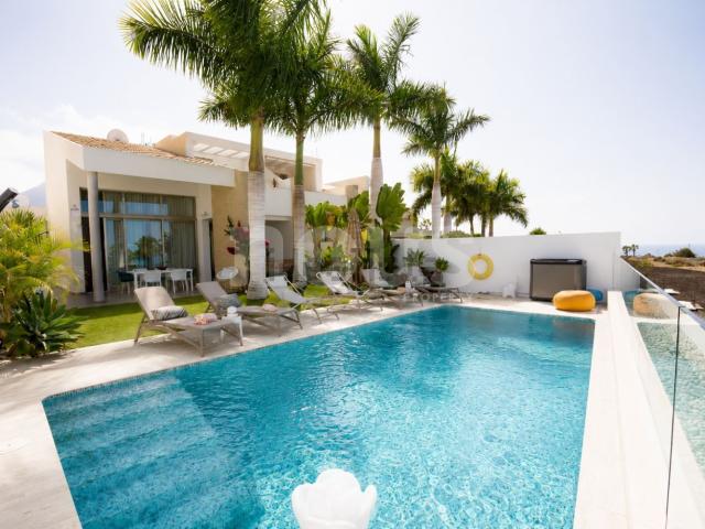 Chalet, La Caleta, Adeje