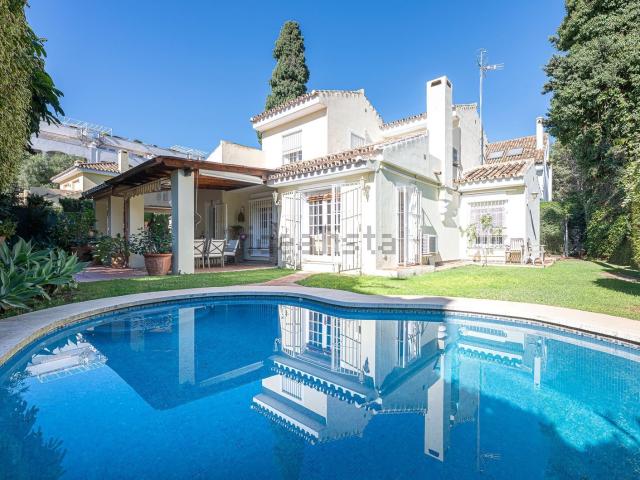 Chalet, La Carolina Guadalpín, Marbella