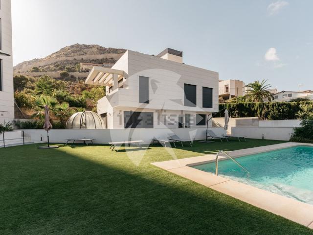 Chalet, La Albufereta, Alicante / Alacant