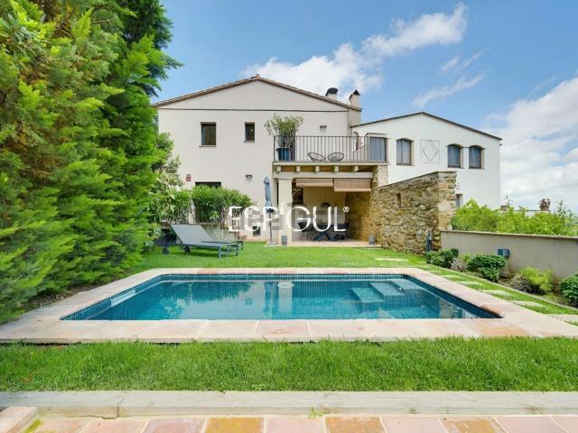 Chalet, La Bisbal d&apos Empordà