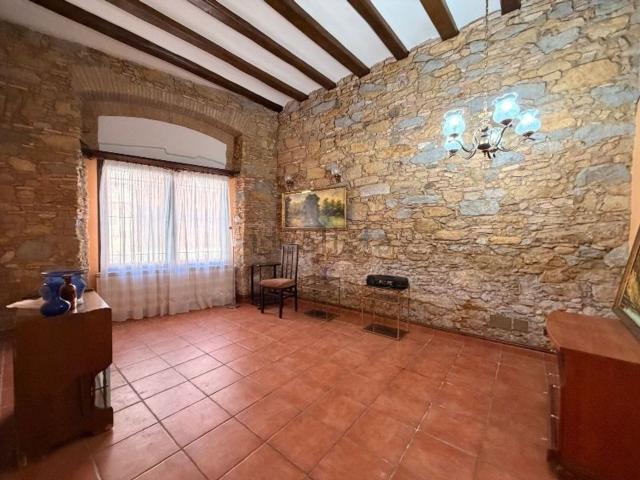 Chalet, La Bisbal d&apos Empordà