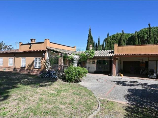 Chalet, La Bisbal d&apos Empordà
