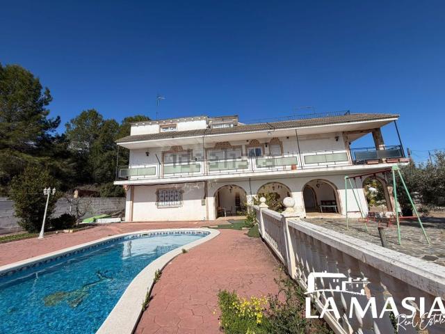 Chalet, La Bisbal del Penedès
