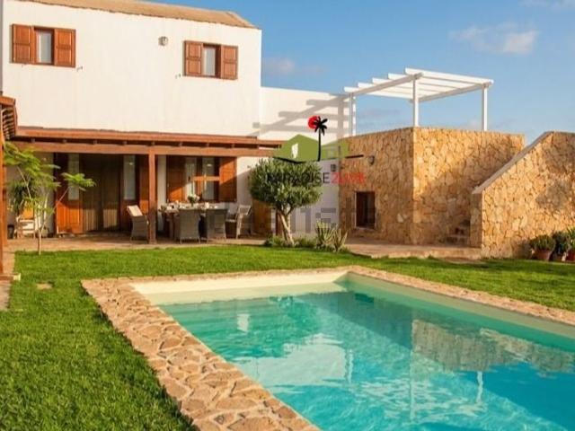 Chalet, La Oliva
