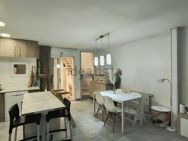 Chalet, La Maurina, Terrassa